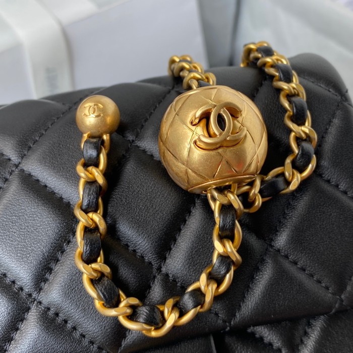Handbag Chanel AS1786 size 𝟏𝟑*𝟏𝟖*𝟕 𝐜𝐦