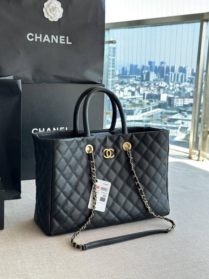 Handbag Chanel A93525 size 36X38X16 CM