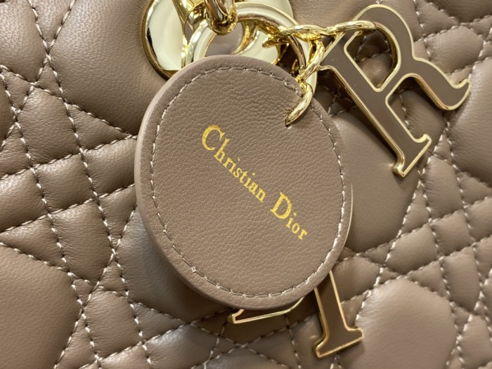 Handbag Dior size 32 cm