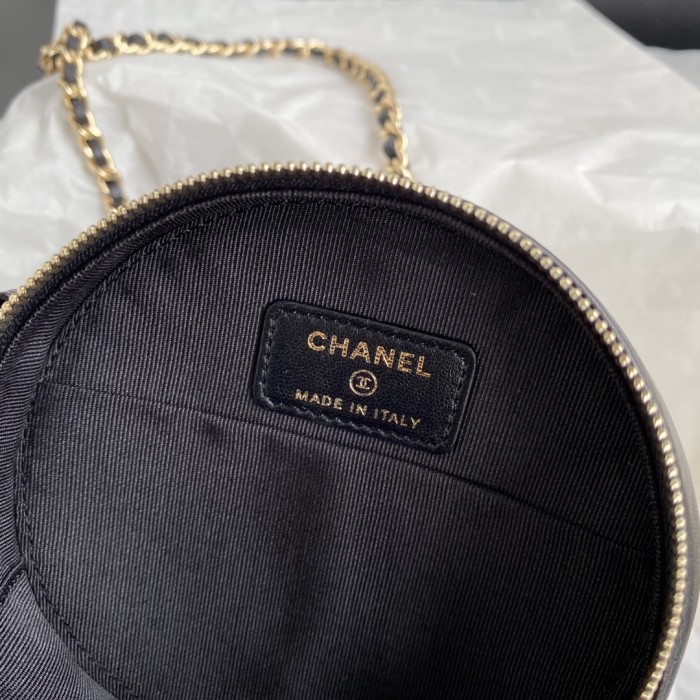 Handbag Chanel AP0888 size 12x12x4.5 cm