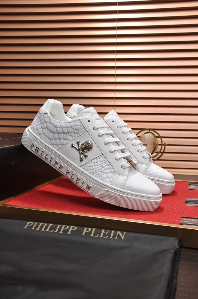 Philipp Plein Low Top Sneakers 17