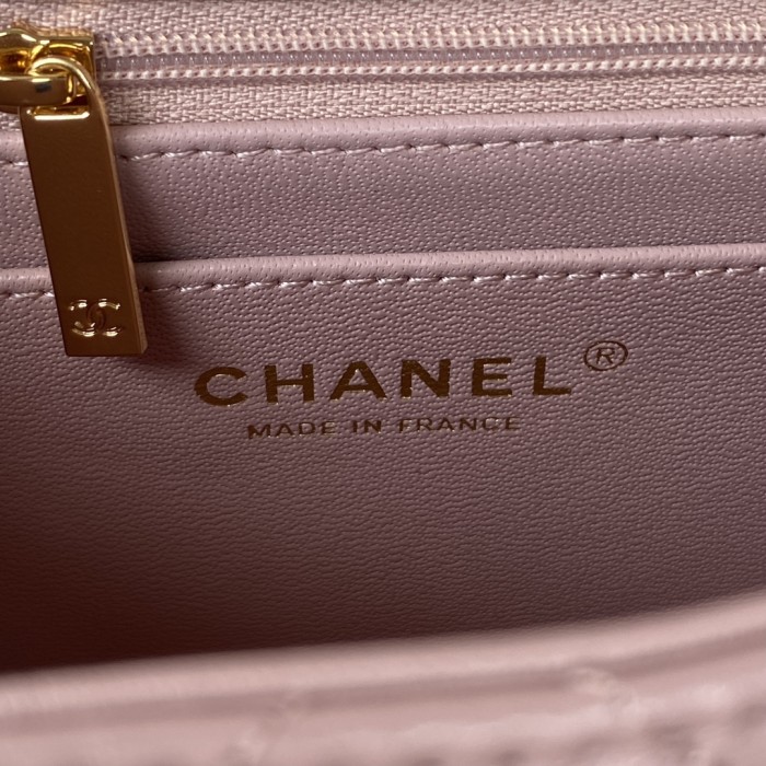 Handbag Chanel size 17 cm