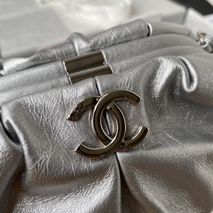 Handbag Chanel AS2493 size 22*17*10 cm