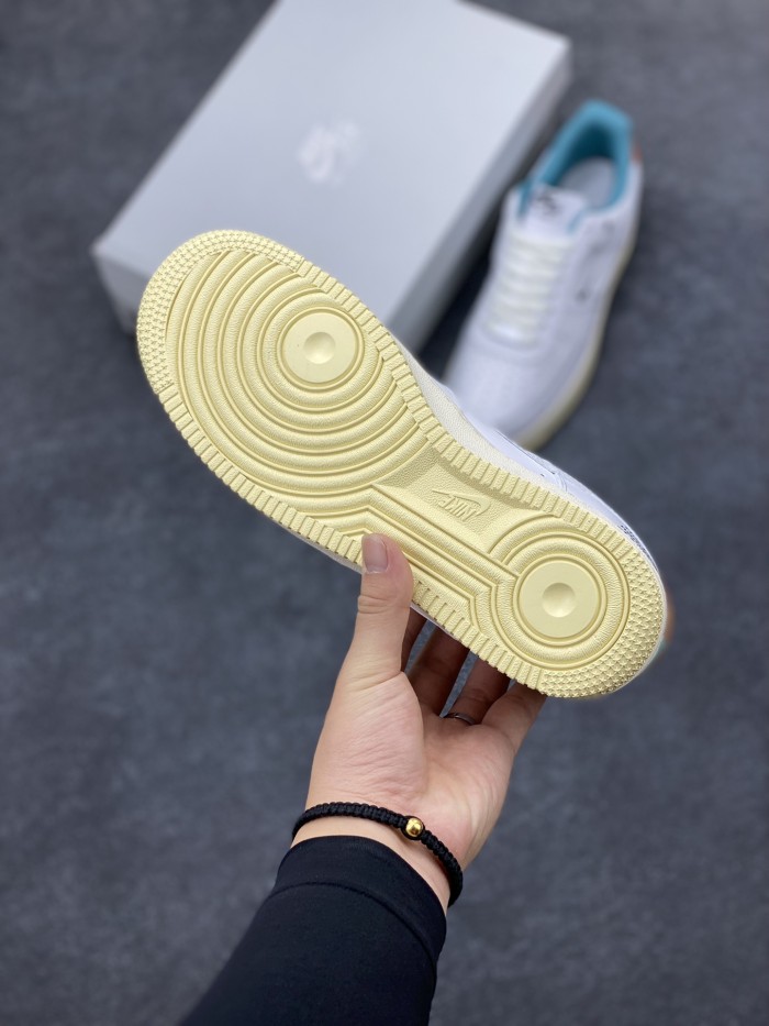 Nike Air Force 1 Low '07 LE Starfish