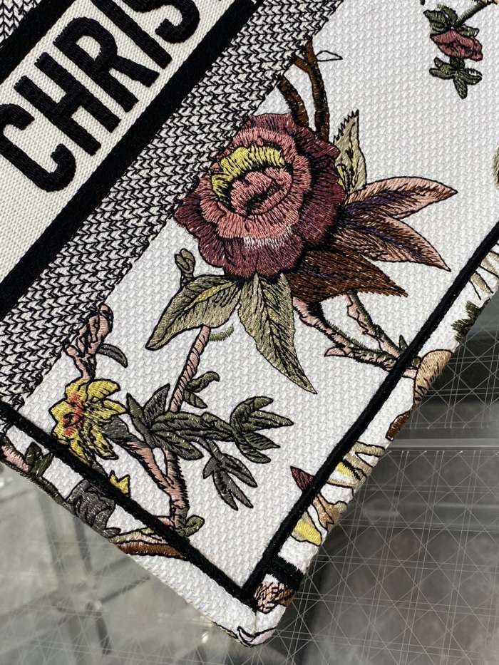 Handbag Dior size 36*18*28 cm