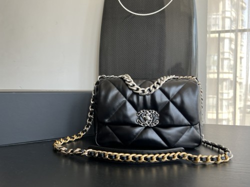 Handbag Chanel 1160 size 26cmx16cmx9 cm