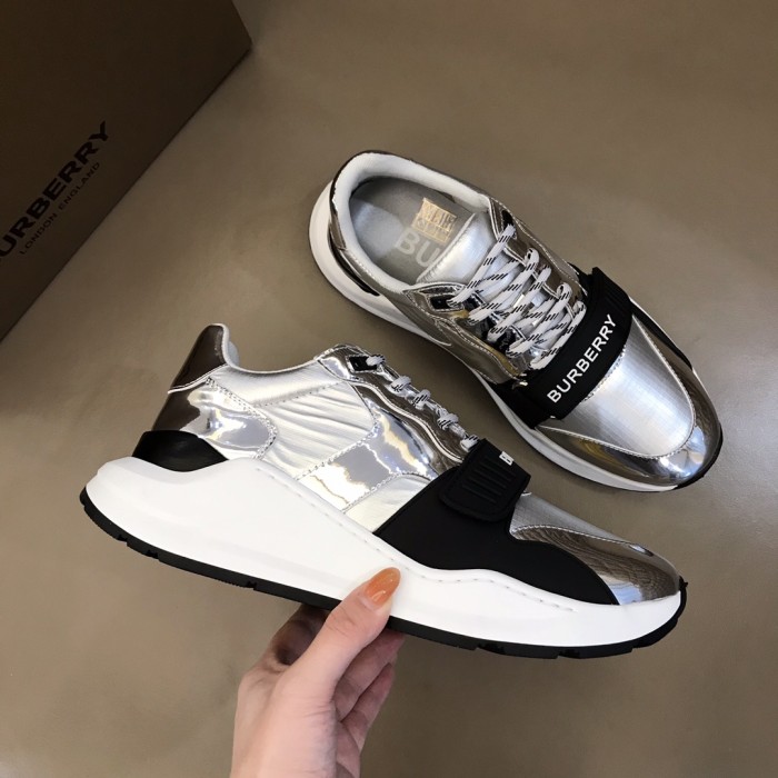 Burberry Vintage Sneaker 1