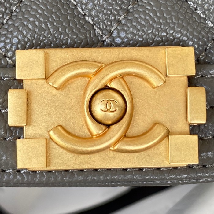 Handbag Chanel AS3315 size 15x9.5x4.5 cm