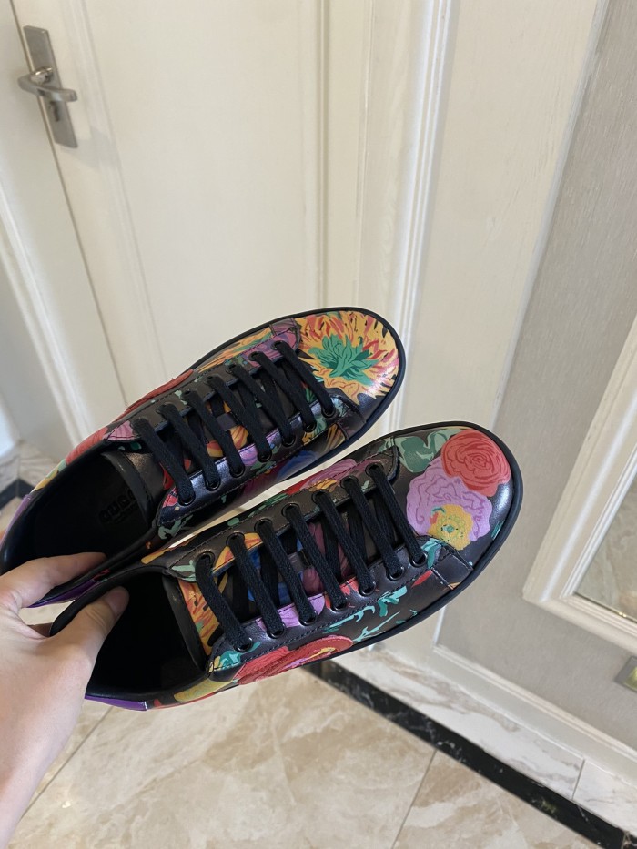 Gucci Women's Ace sneaker with bee sneaker 4