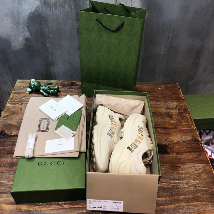 Gucci Rhyton sneaker 28