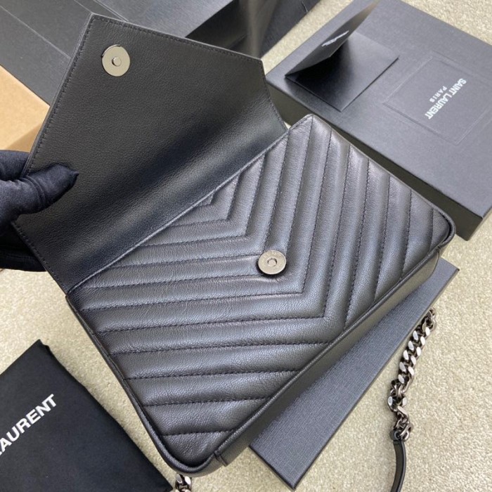 Handbags SAINT LAURENT 392737 size 24x17x6 cm