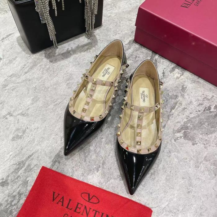 VALENTINO GARAVANI Roman Stud WOMEN 15