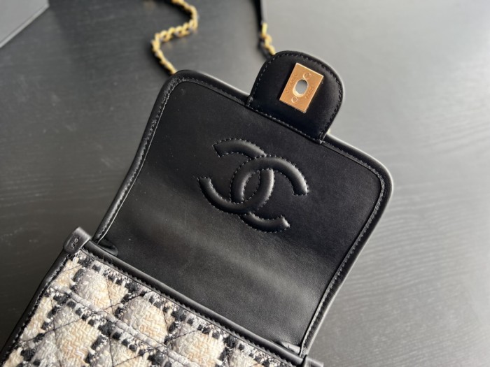 Handbag Chanel AS3652 size 20cmx17cm6 cm