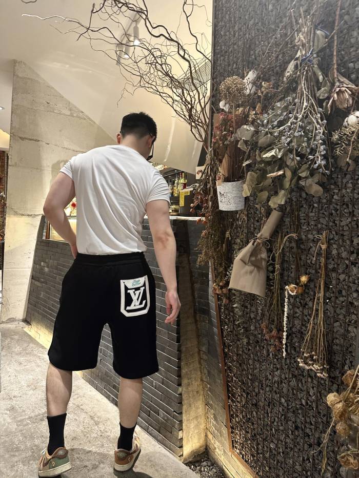 Clothes Louis Vuitton 358