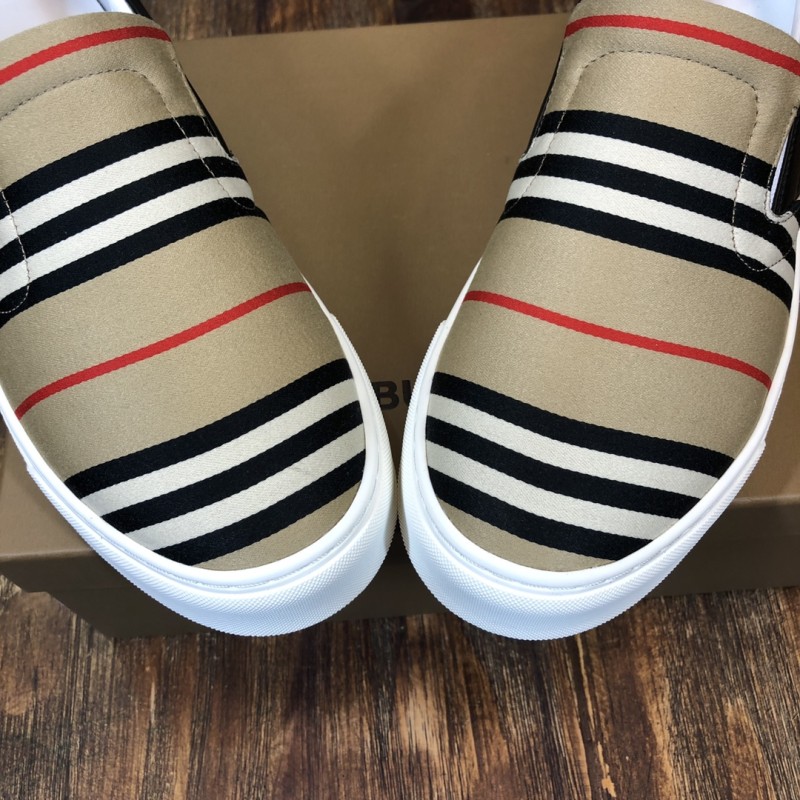 Burberry House Check Sneaker 8