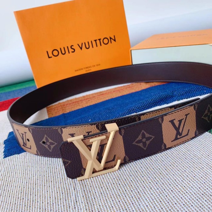 Louis Vuitton Belt 2 (width 4cm)