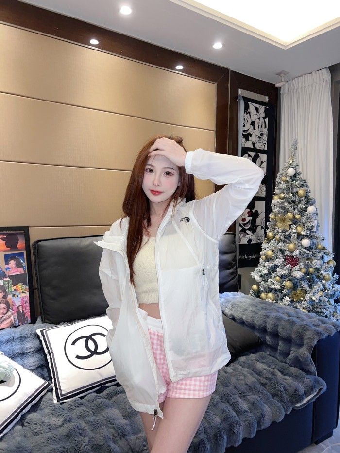 Clothes The North face 11