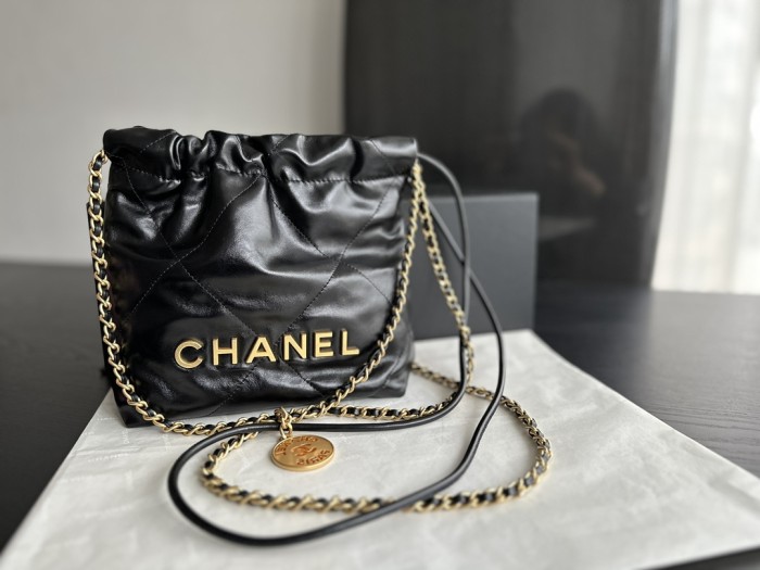 Handbag Chanel AS3980 size 20cmx19cmx6 cm