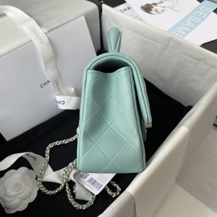 Handbag Chanel AS2431 size 20x12x6 cm