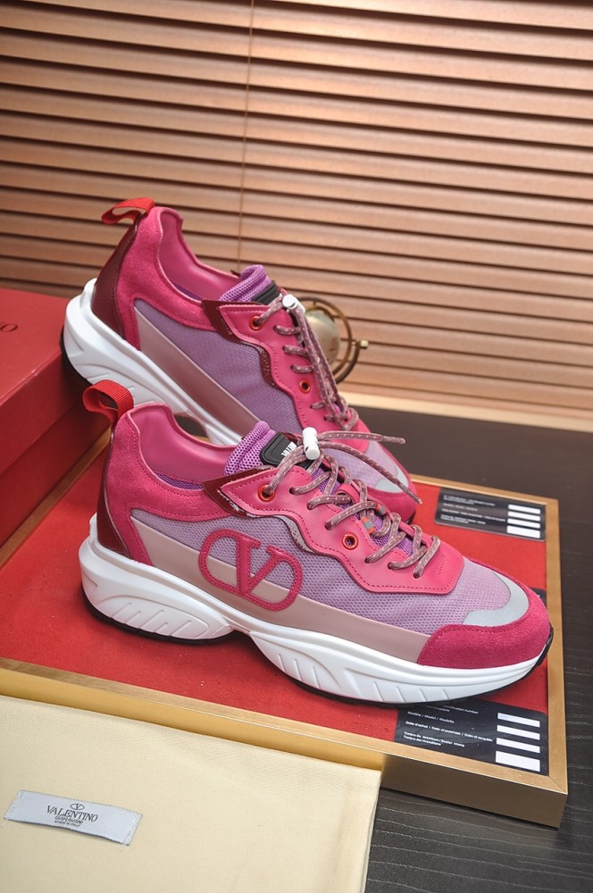 Valentino Garavani Low-top sneakers 16