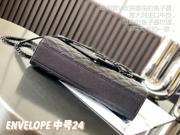 Handbags SAINT LAURENT 428134 size 24×17.5×6 cm