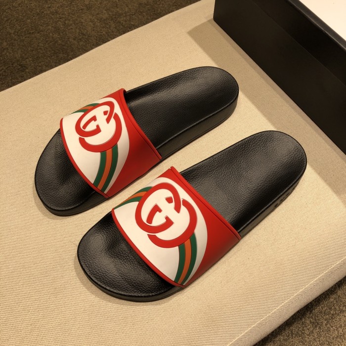 Gucci Slippers 43