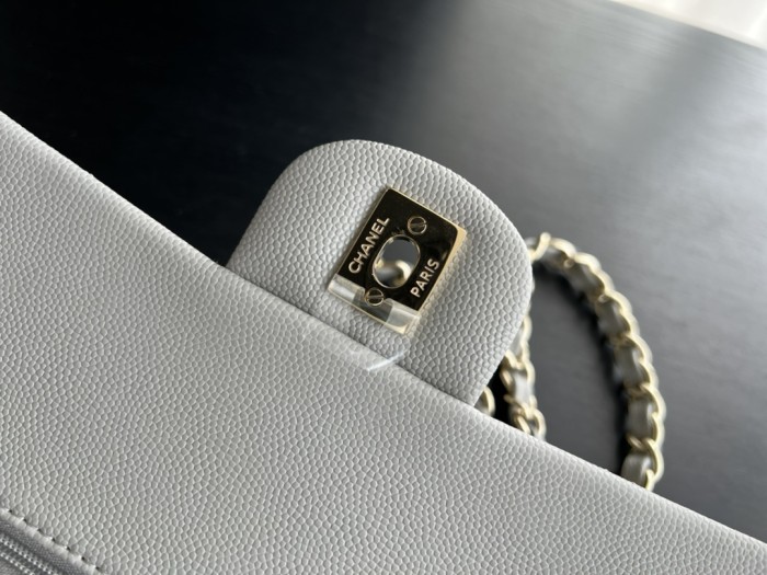 Handbag Chanel size 25 cm