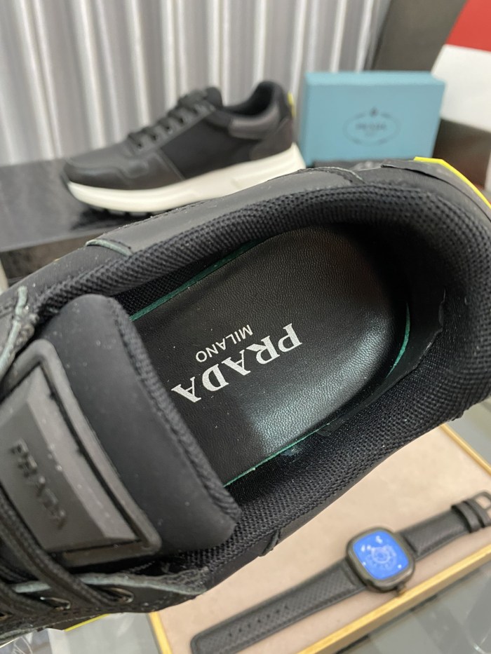 Prada Low Top sneaker 6