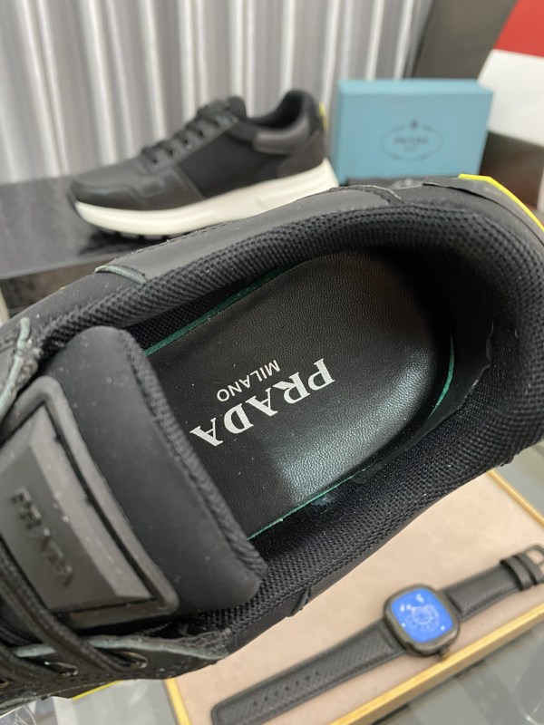 Prada Low Top sneaker 6