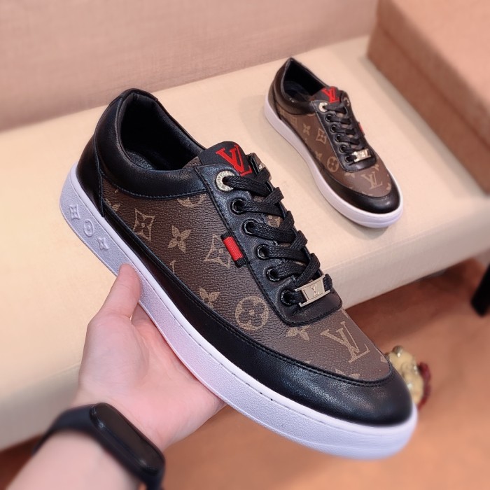 Louis Vuitton Low Top sneaker 86