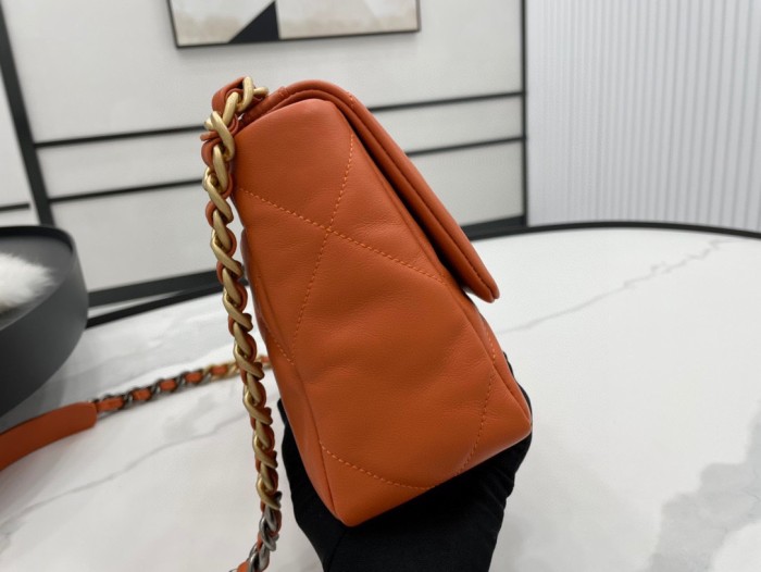 Handbag Chanel AS1160 size 26×16×9 cm