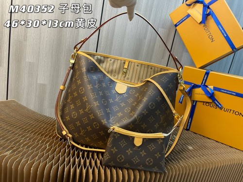 Handbag Louis Vuitton M40352 size 46*30*13 cm