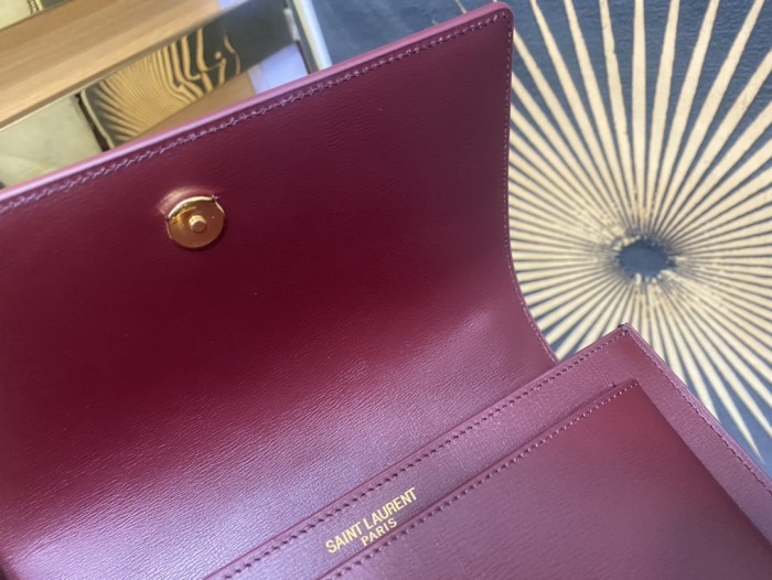 Handbags SAINT LAURENT 442906 size 22-16-9 cm