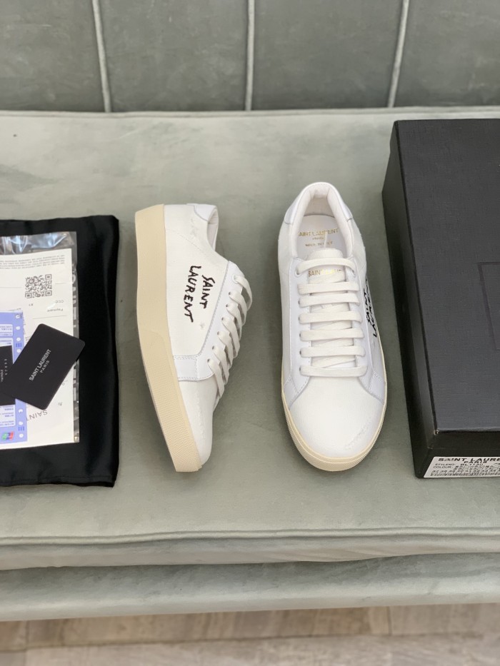 Saint Laurent Court Classic SL/06 sneaker 1