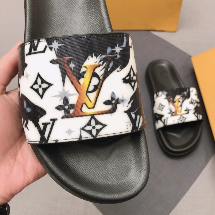 Louis Vuitton Slipper 112