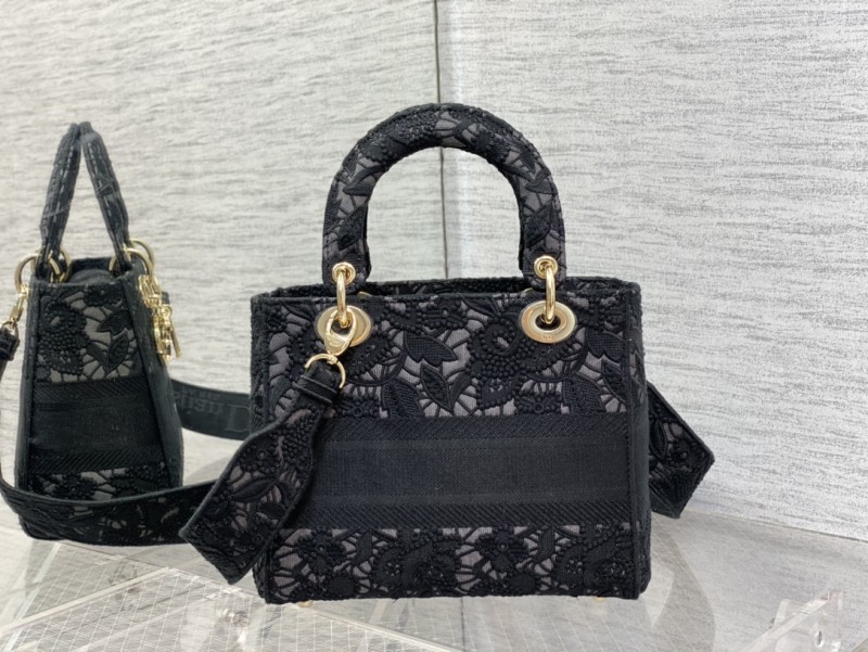 Handbag Dior size 24 cm