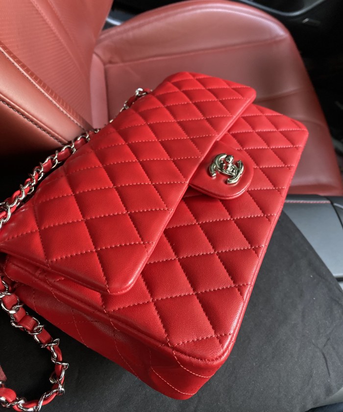 Handbag Chanel A01112 size 25.5*15.5*6.5 cm