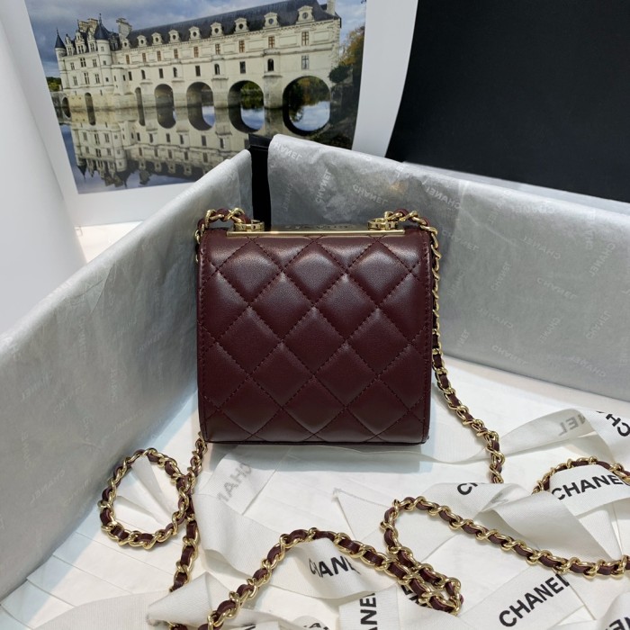 Handbag Chanel 82769 size 11 11 5 cm