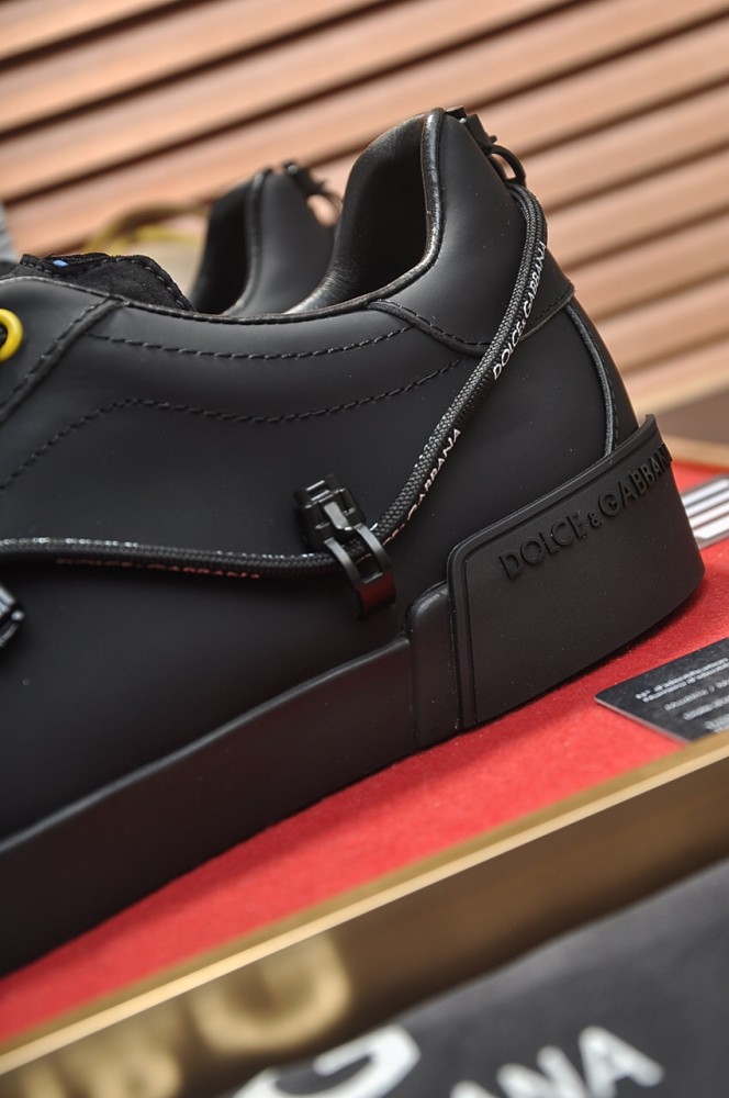 Dolce & Gabbana Low Tops Sneakers 61