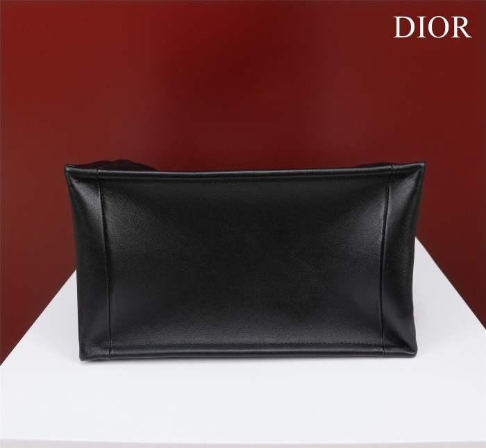 Handbag Dior size 36.5×28×17.5 cm
