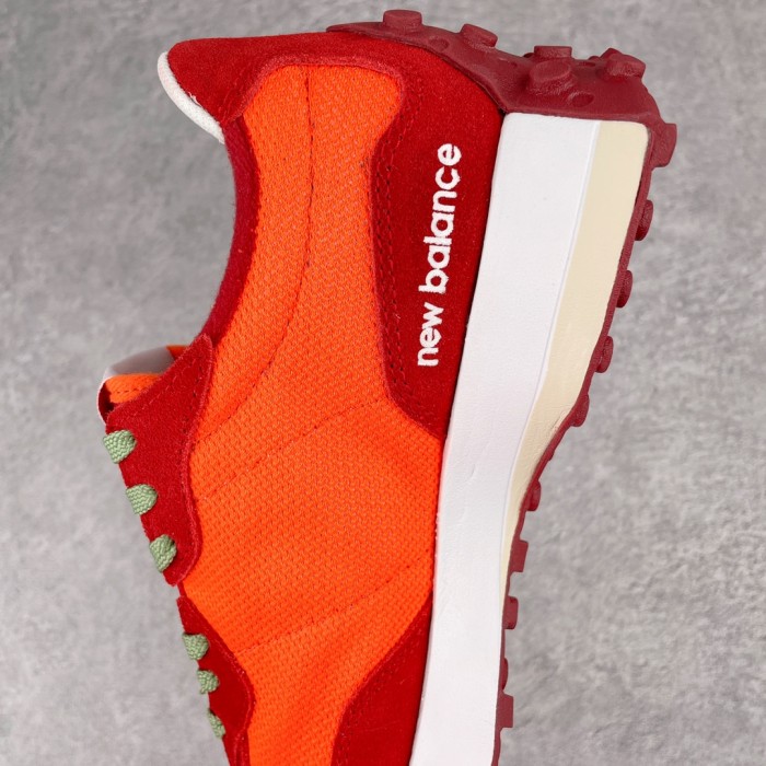 New Balance 327 Sneaker 8