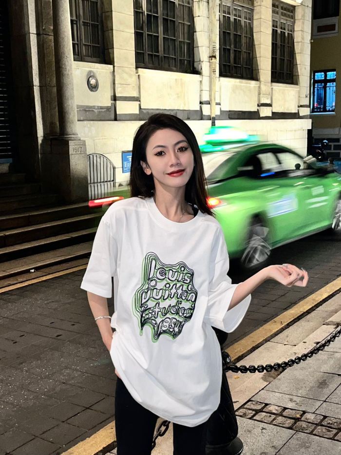 Clothes Louis Vuitton 231