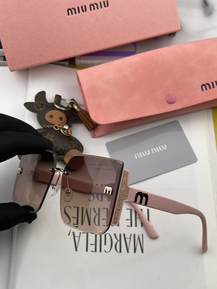 sunglasses Miu Miu MM4294