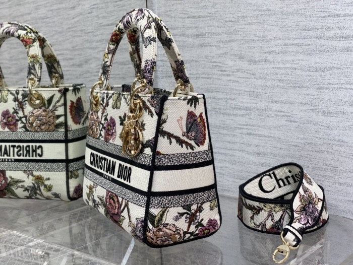 Handbag Dior size 24*11*20 cm