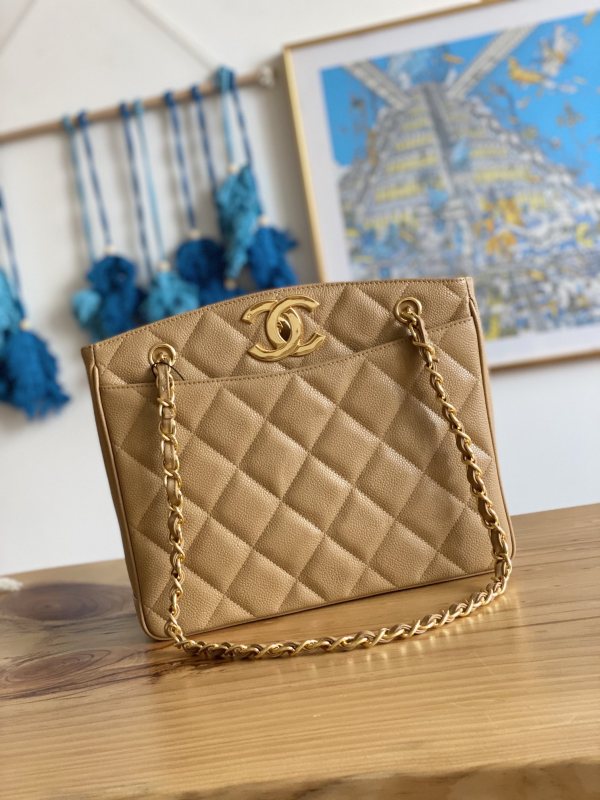 Handbag Chanel A98 size 28*9 *23 cm