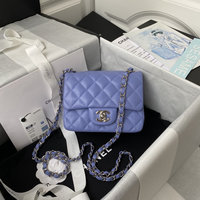 Handbag Chanel size 17 cm