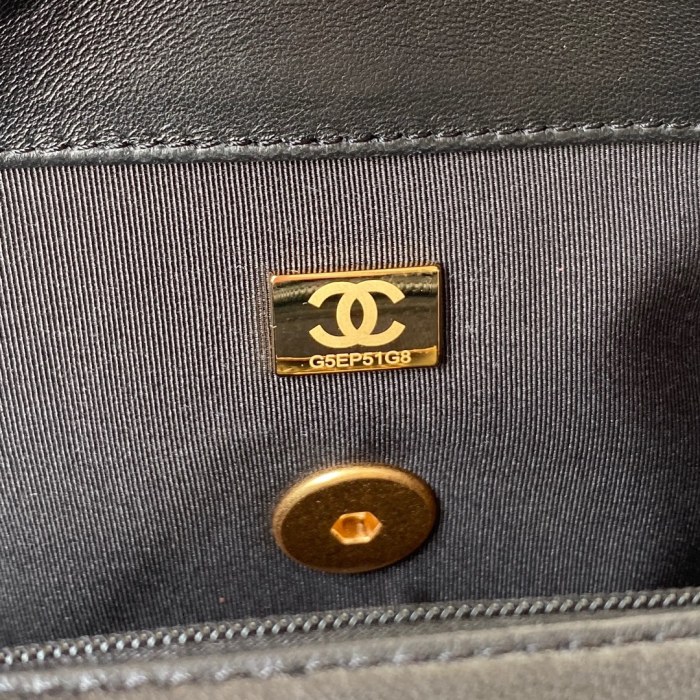 Handbag Chanel size 26/30 cm