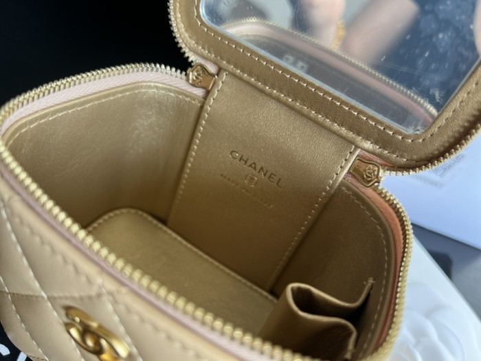 Handbag Chanel AP1447 size 8.5cmx11cmx7 cm