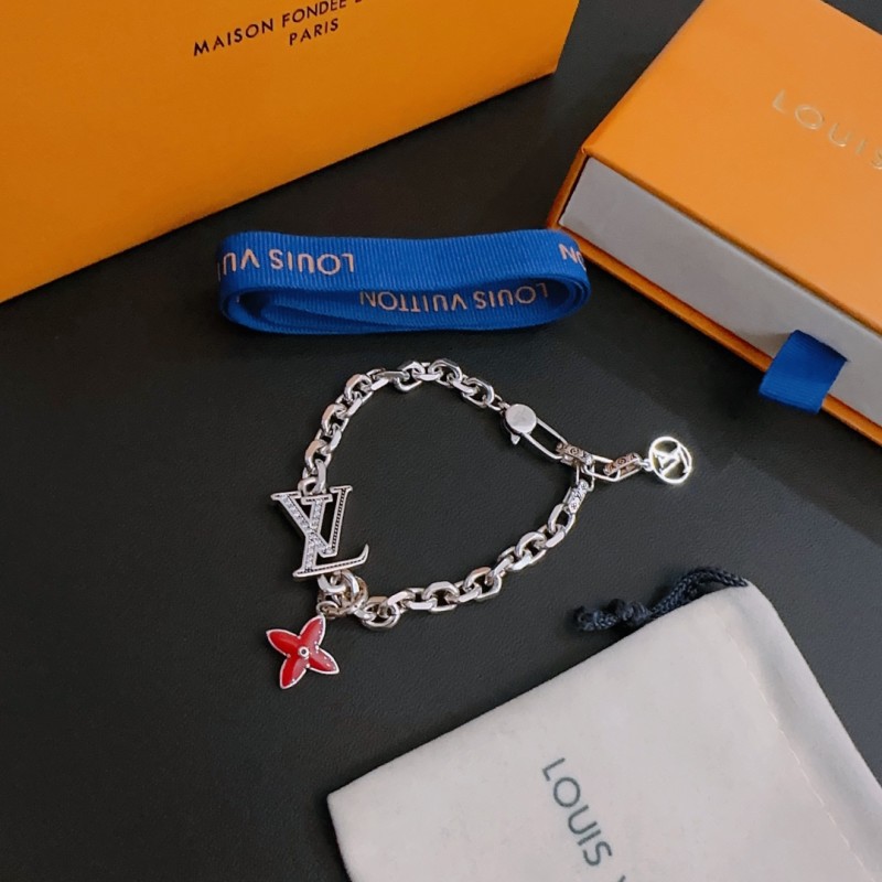 Clothes Louis Vuitton 78