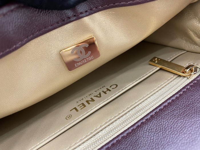 Handbag Chanel AS1786 size 18×13×7 cm